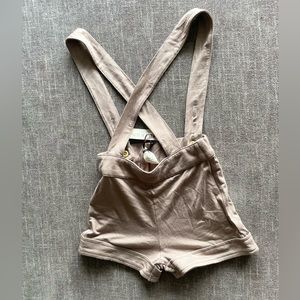 Kate Quinn 12-18M Suspender Short in Fungi NWT